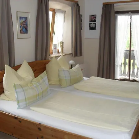 Homestay Dowis-hof *